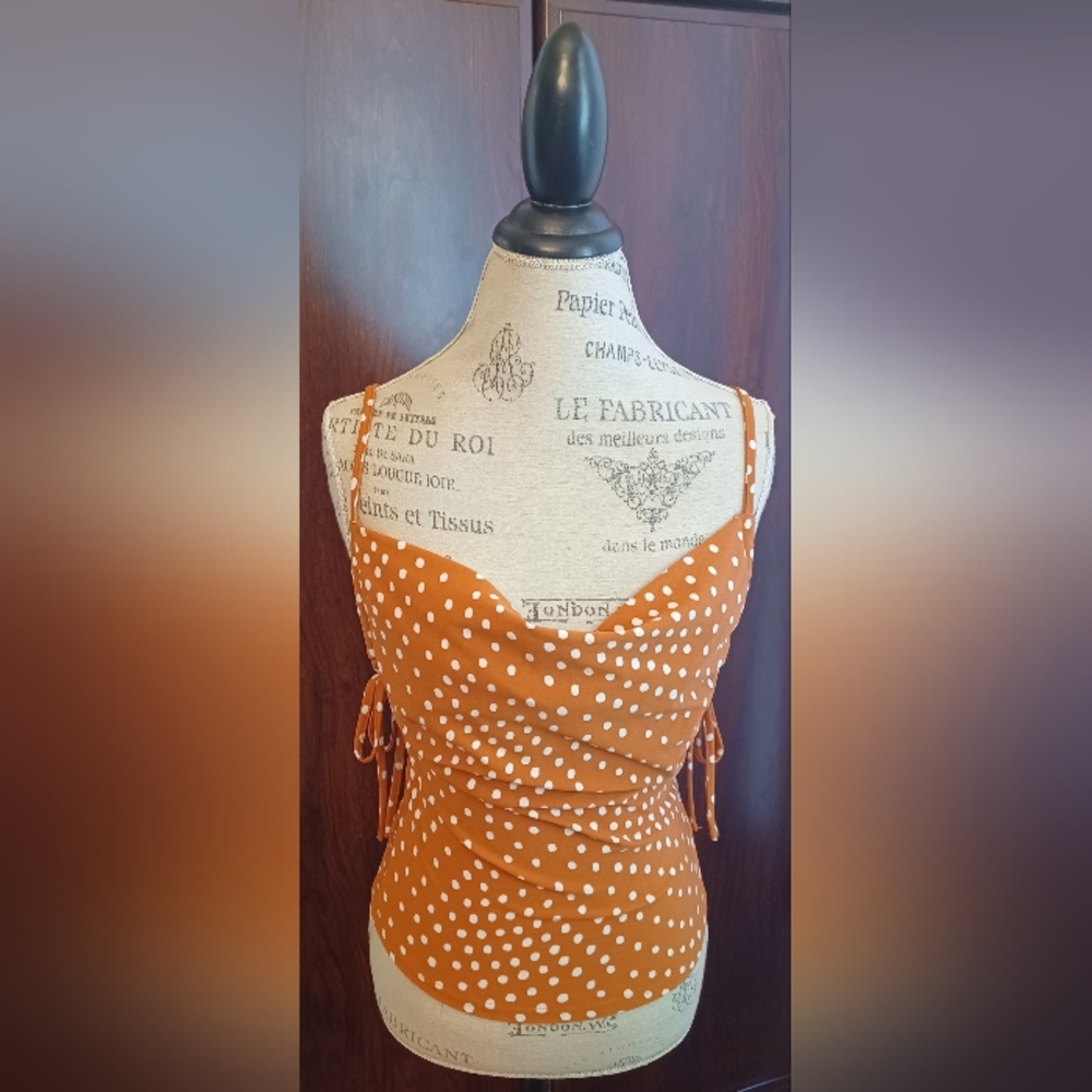 Meraki sleeveless Polka Dot Blouse